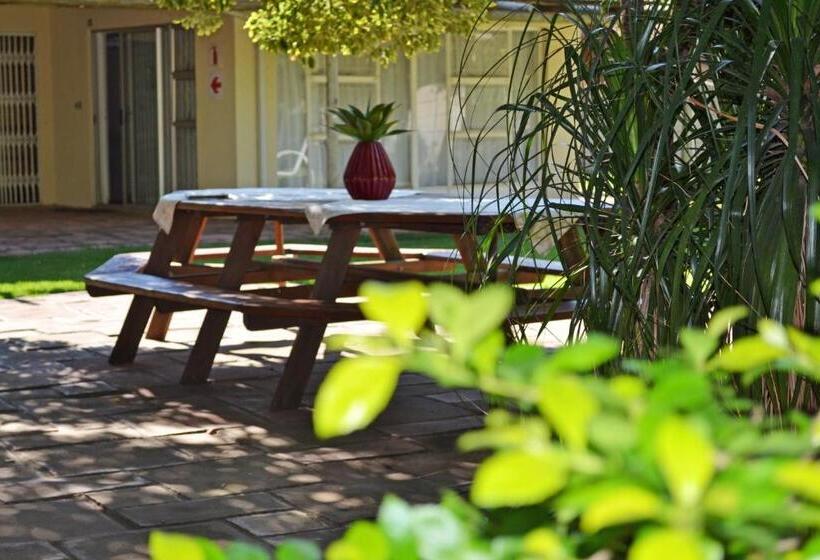 膳宿费 Doves Nest Guest House