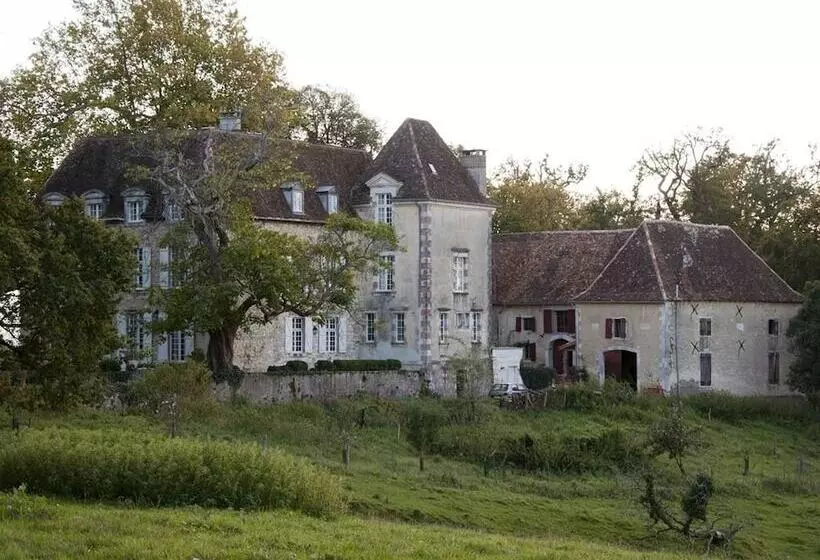 بنسيون Château D’orion