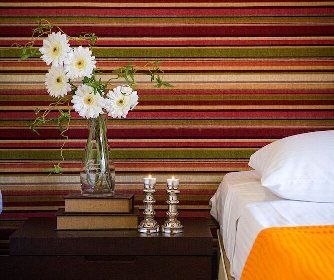 Stigmes Villas & Suites