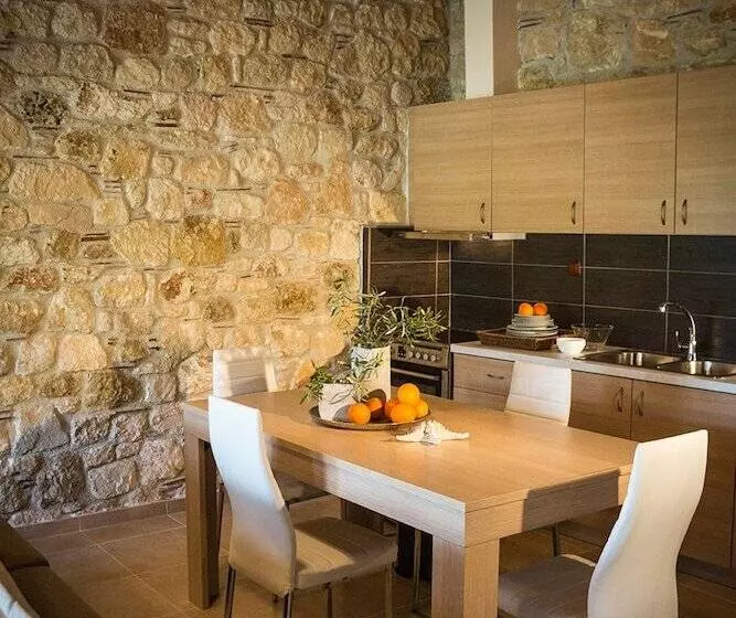 Stigmes Villas & Suites