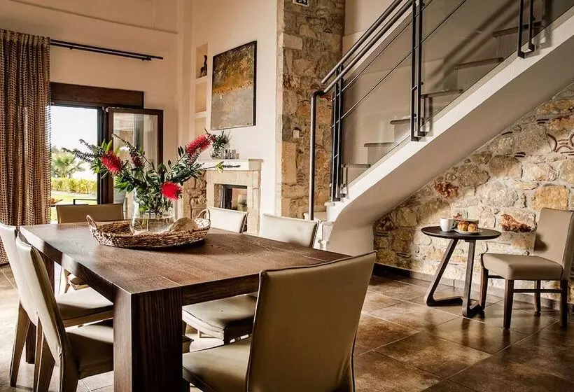 Stigmes Villas & Suites