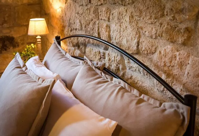 Stigmes Villas & Suites