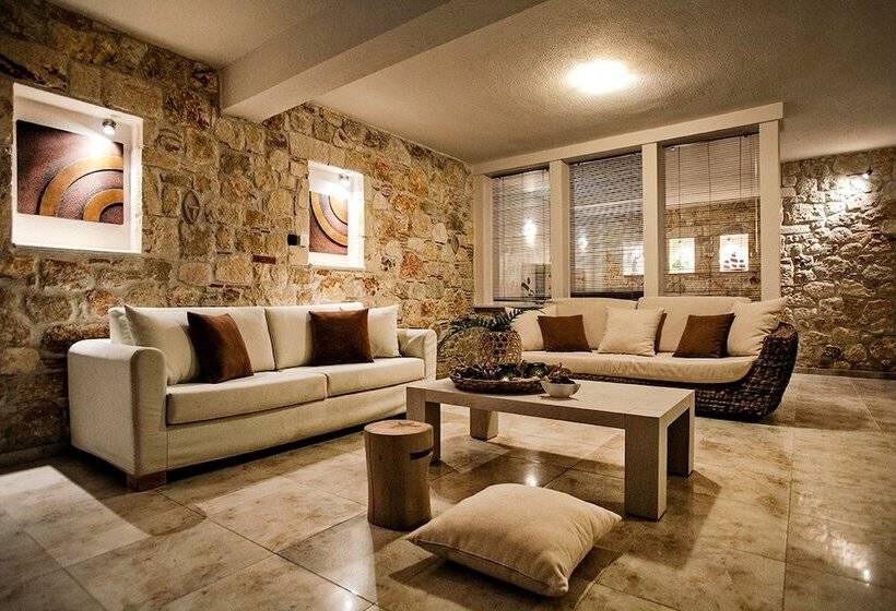 Stigmes Villas & Suites