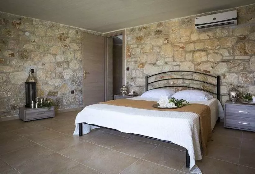 Stigmes Villas & Suites