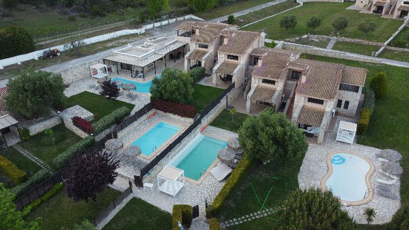 Stigmes Villas & Suites