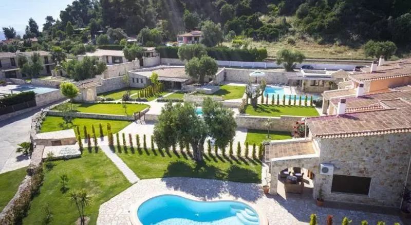 Stigmes Villas & Suites