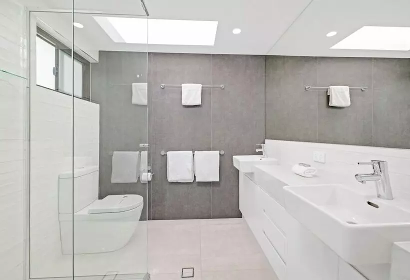 Alexandria Apartments