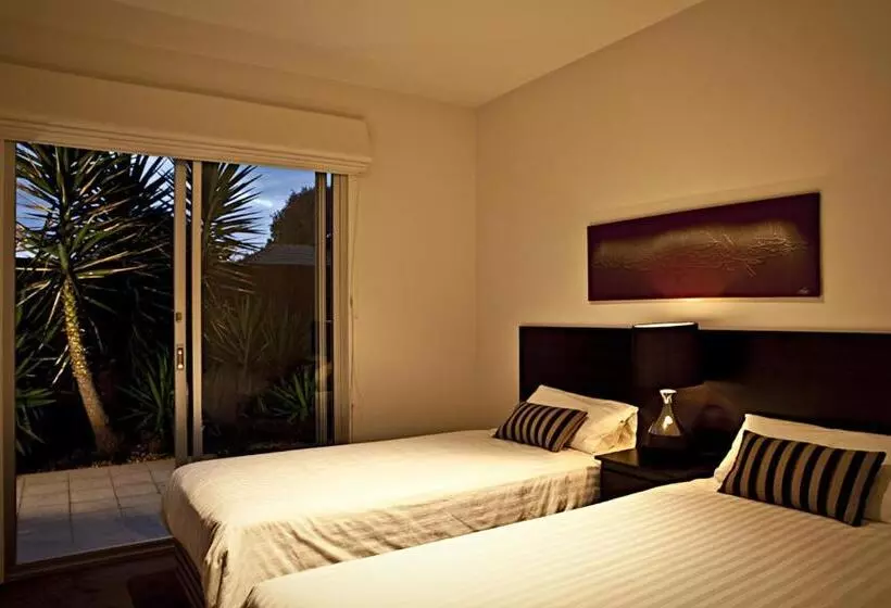 Brighton Bay Apartments