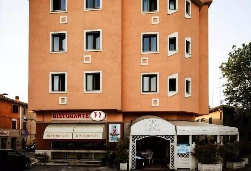 De La Ville Depandance Di Hotel Augustus