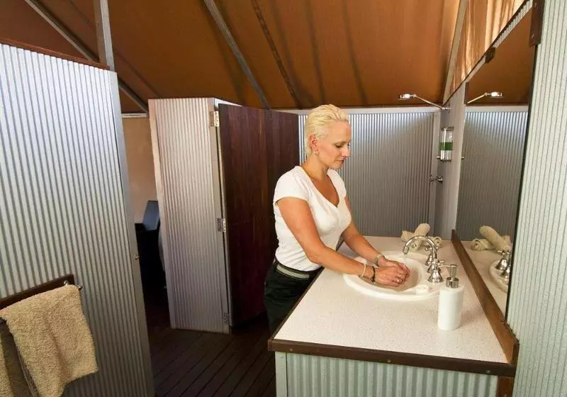 酒店 Bungle Bungle Wilderness Lodge