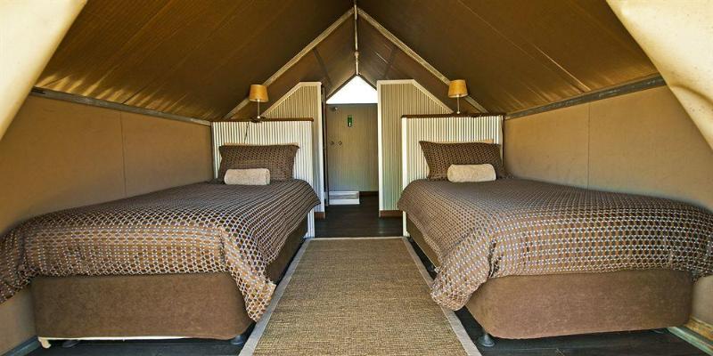 Отель Bungle Bungle Wilderness Lodge