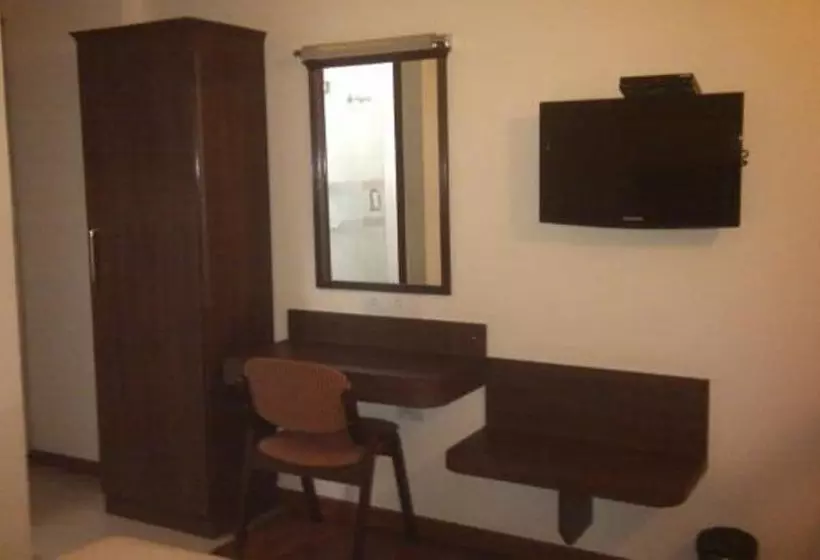 Hotel Sri Krishna Suites