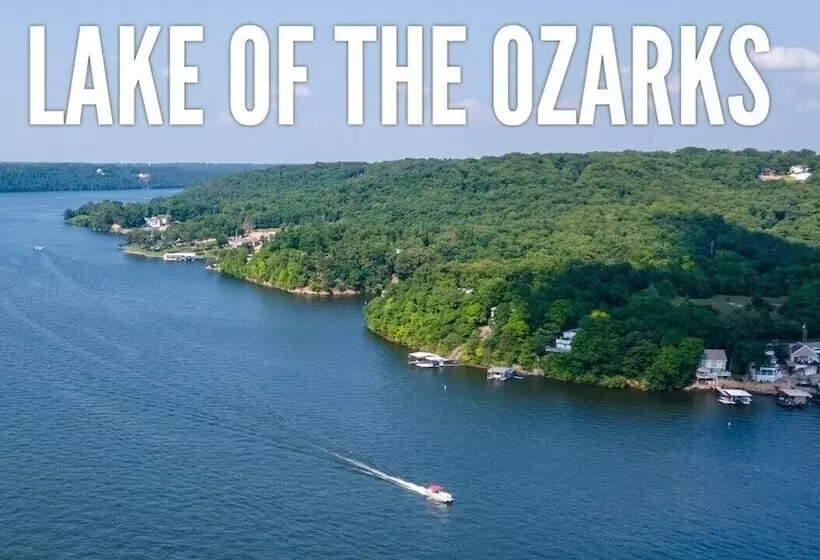 호텔 Lake Breeze Resort