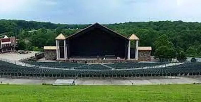 호텔 Lake Breeze Resort