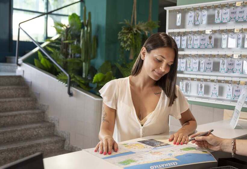 فندق Mediterraneo