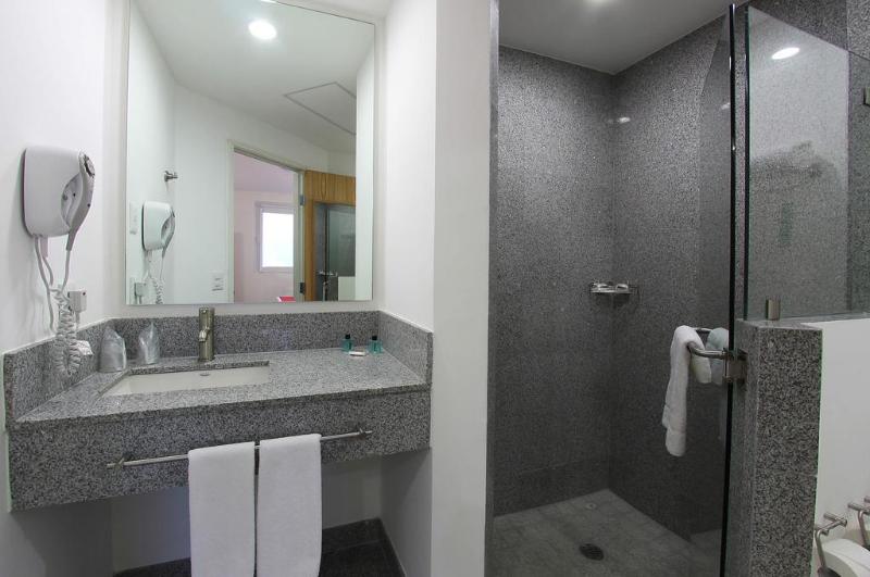 فندق One Guadalajara Periferico Poniente