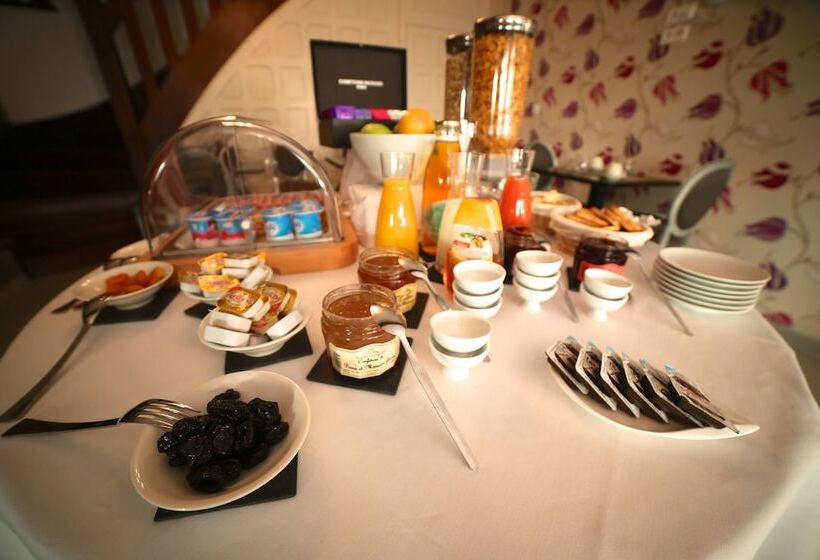 ホテル Restaurant Le Lion D Or