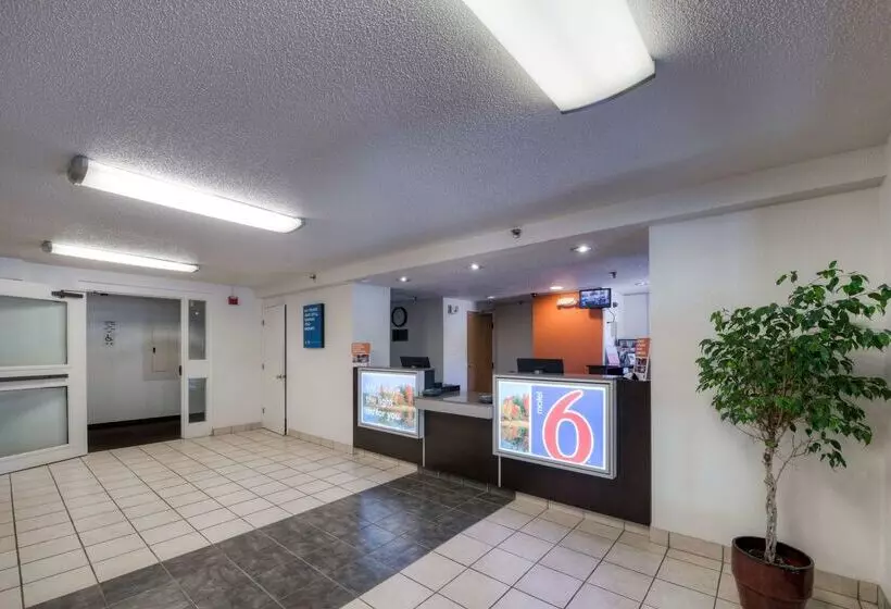 Motel 6branford, Ct  New Haven