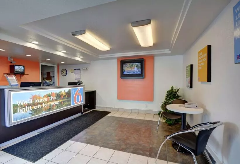 Motel 6chicopee, Ma Springfield