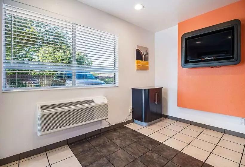 Motel 6 Corpus Christi, Tx  Northwest