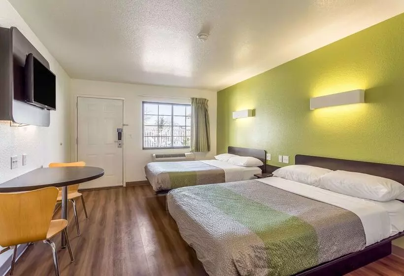 Motel 6el Paso, Tx East