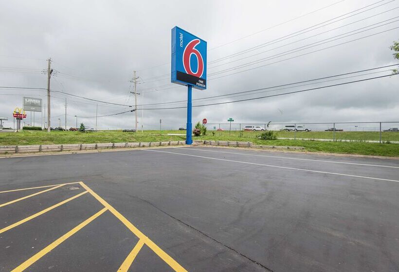 Motel 6kansas City, Mo  Airport