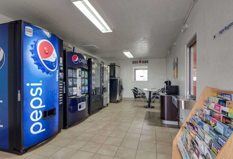 汽车旅馆  Avera Suites