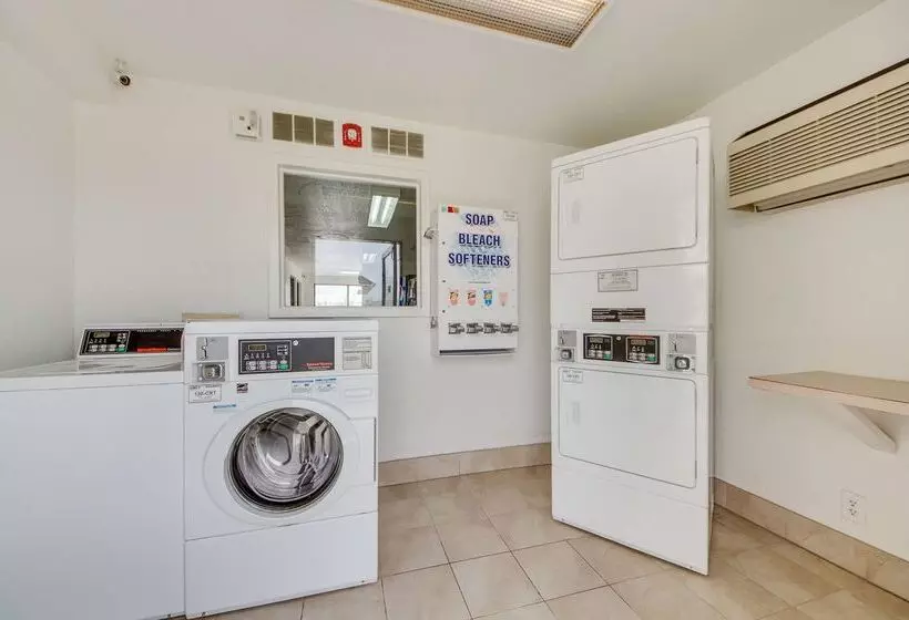 Мотель Avera Suites