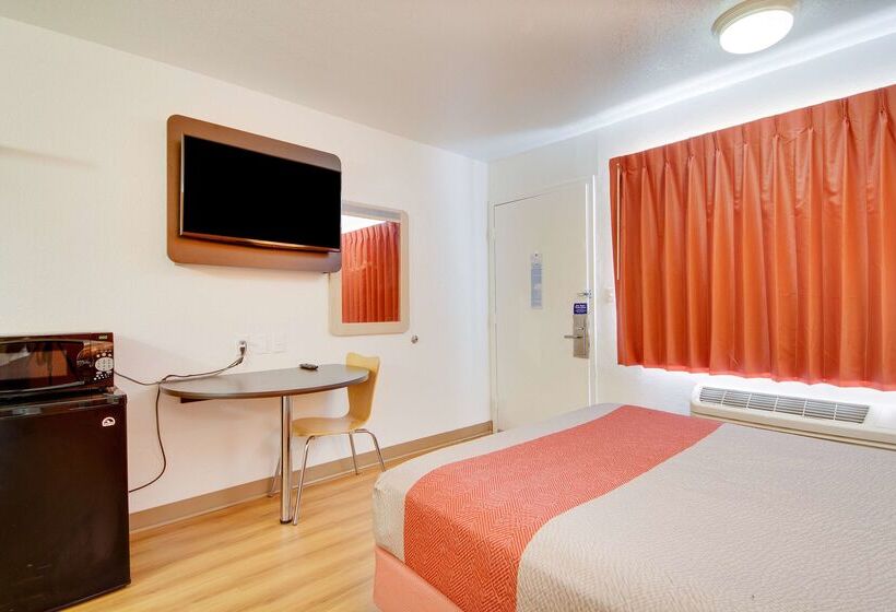 汽车旅馆  Avera Suites