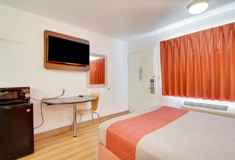 Мотель Avera Suites