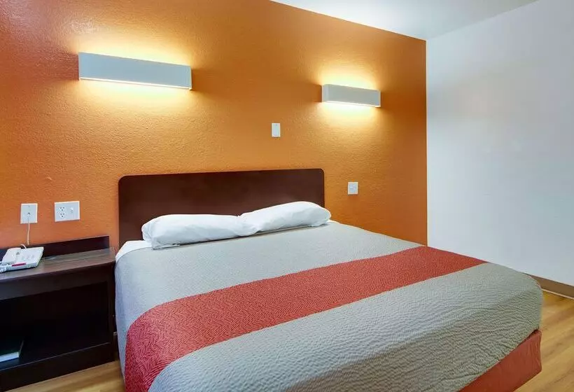 Мотель Avera Suites