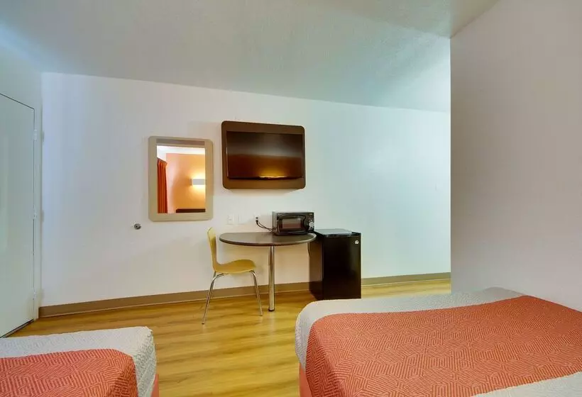 Мотель Avera Suites