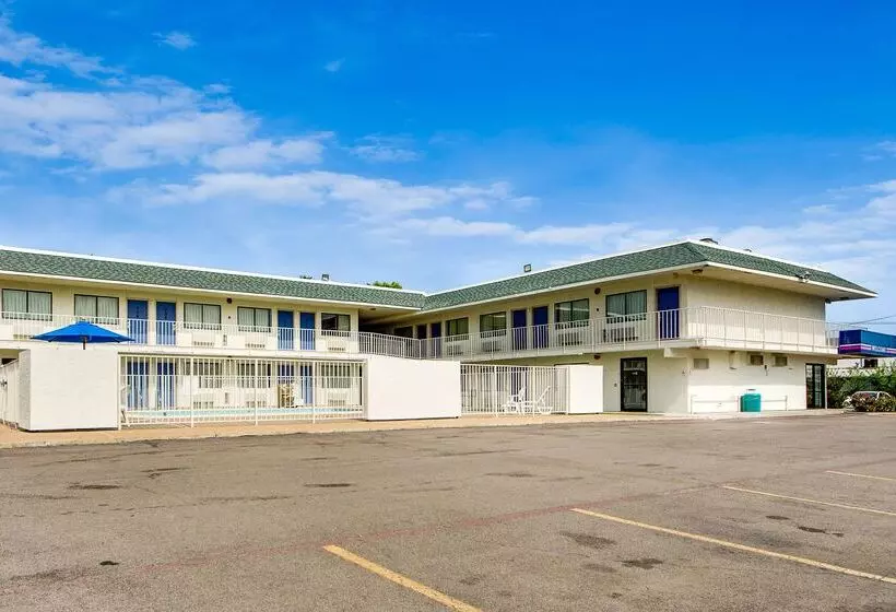 Мотель Avera Suites