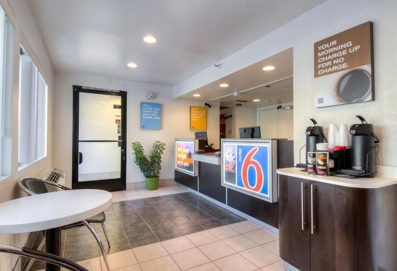 Motel 6oceanside, Ca