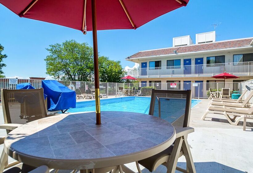 Motel 6pueblo, Co  I25