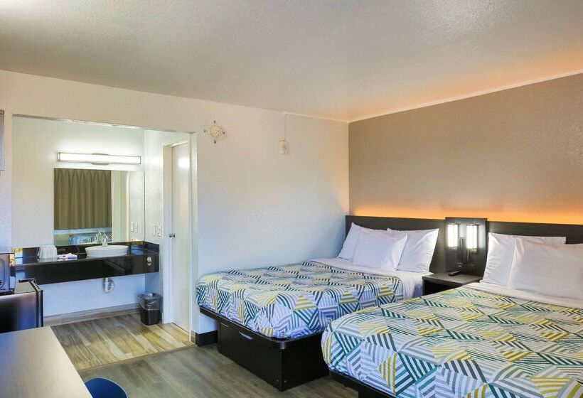 Motel 6sacramento, Ca  Central