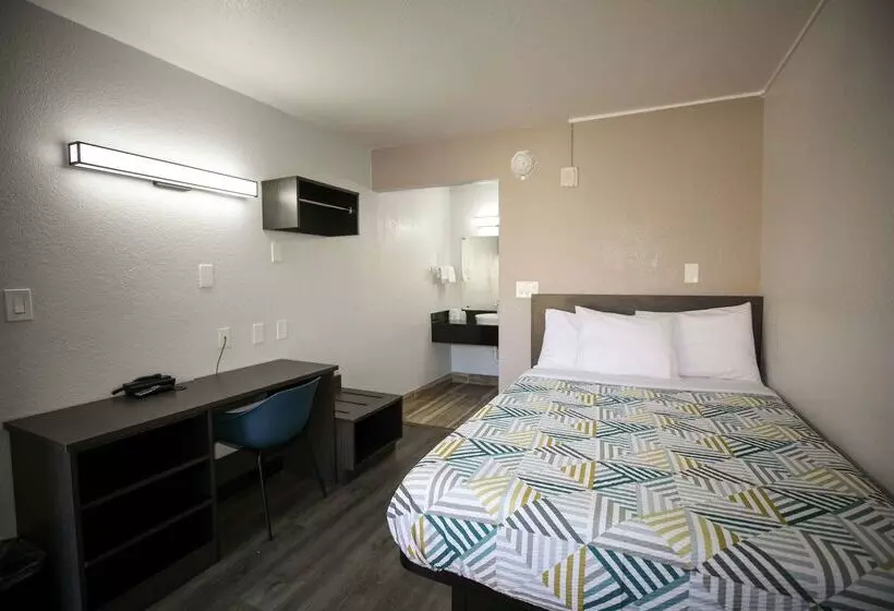 Motel 6sacramento, Ca  Central