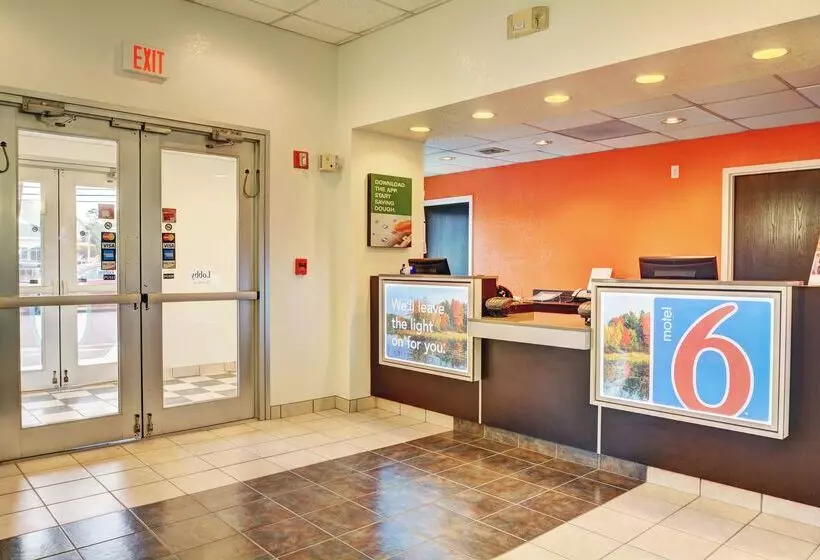 Motel 6seekonk, Ma Providence East