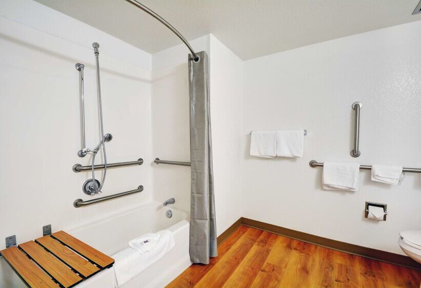 Motel 6seekonk, Ma  Providence East