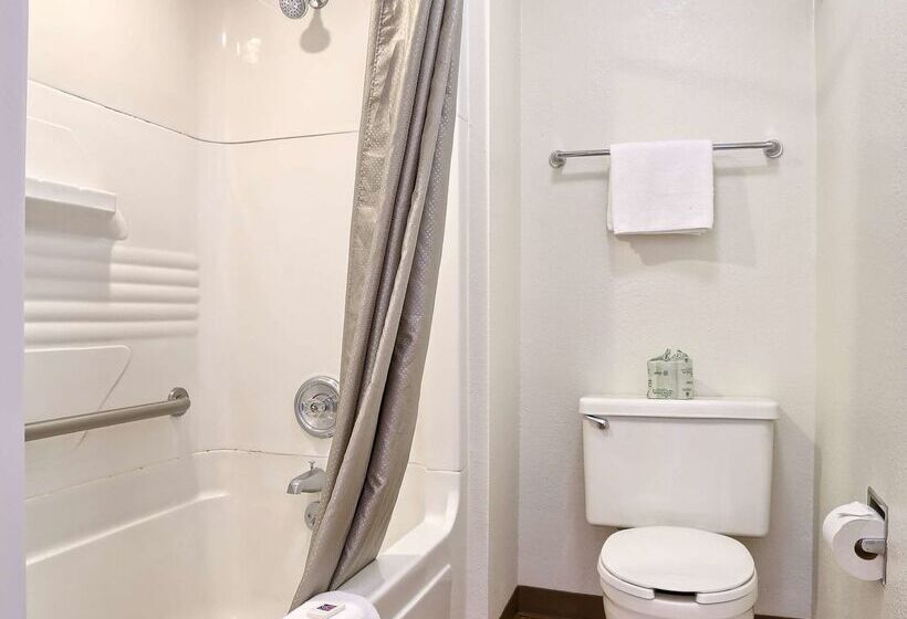 מוטל Park Inn By Radisson