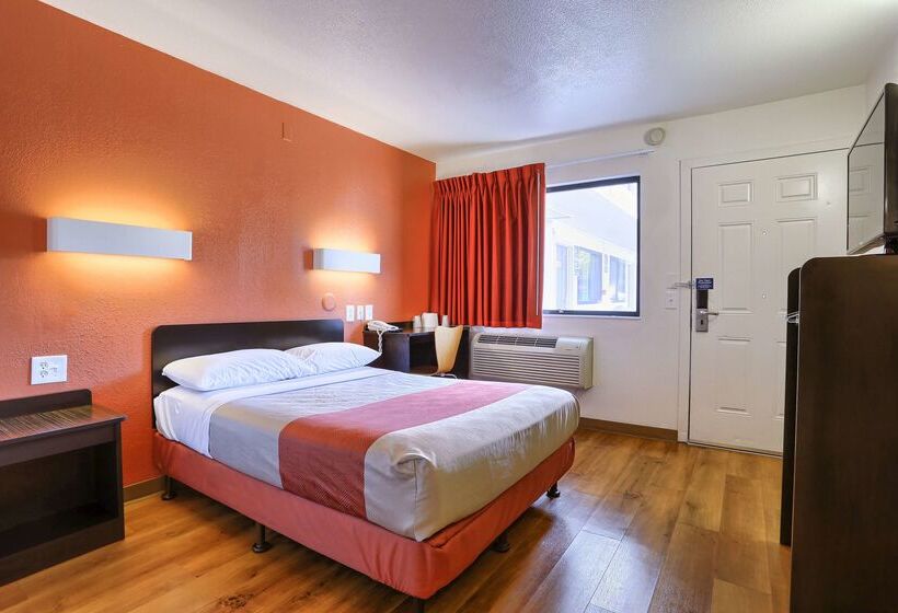 מוטל Park Inn By Radisson