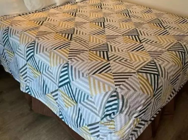 מוטל Americas Best Value Inn Bangor