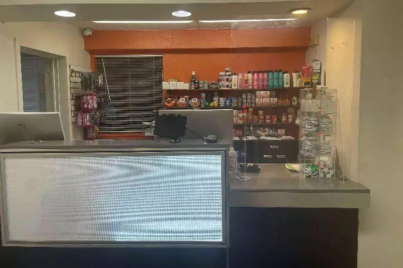 モーテル Travelodge By Wyndham Madison Heights Mi