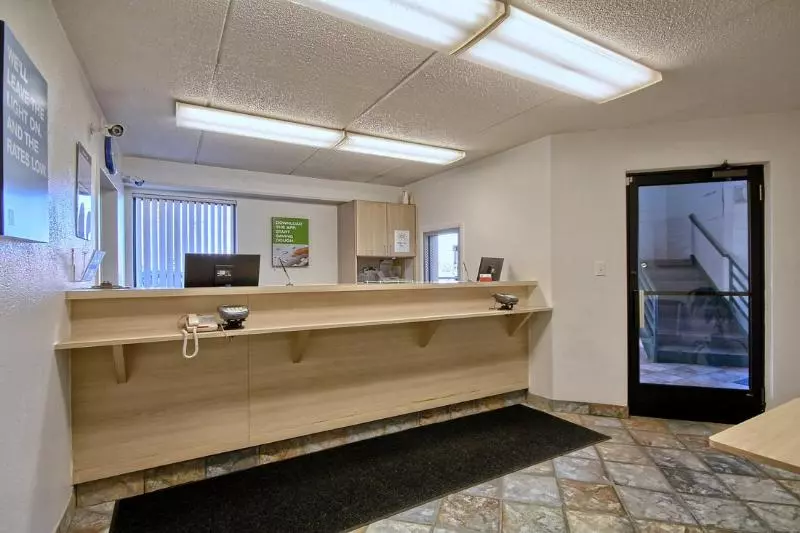 モーテル Travelodge By Wyndham Madison Heights Mi