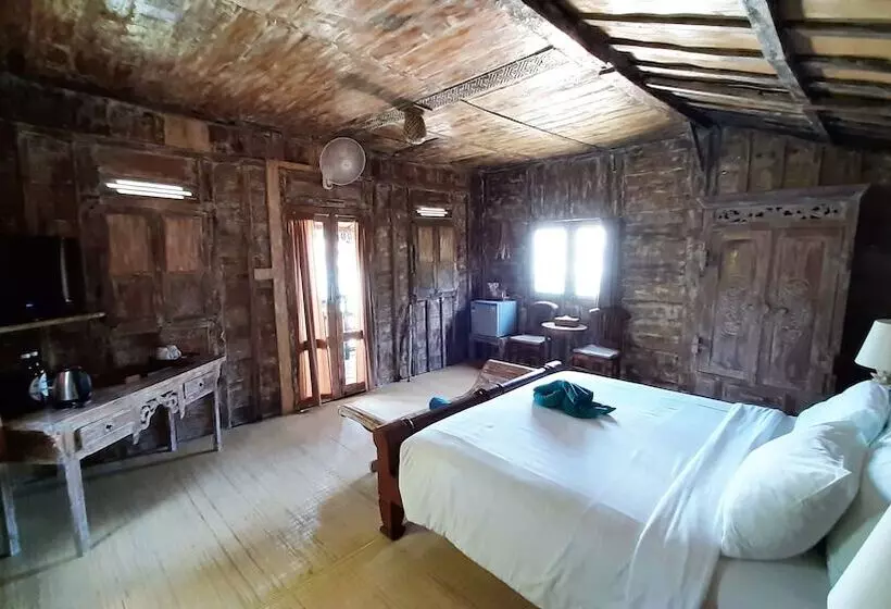 リゾートホテル Sea Breeze Candidasa