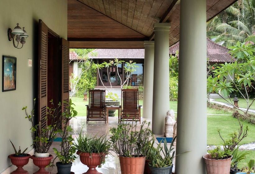 Resort Sea Breeze Candidasa