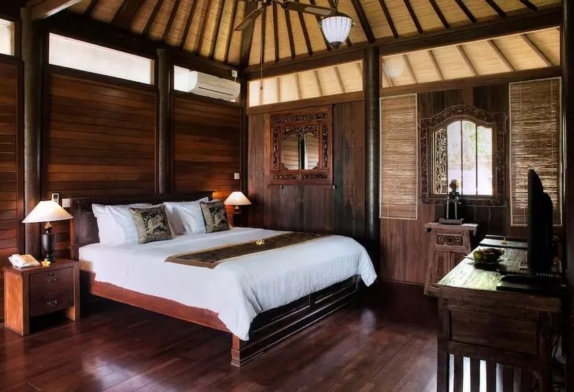 リゾートホテル Sea Breeze Candidasa