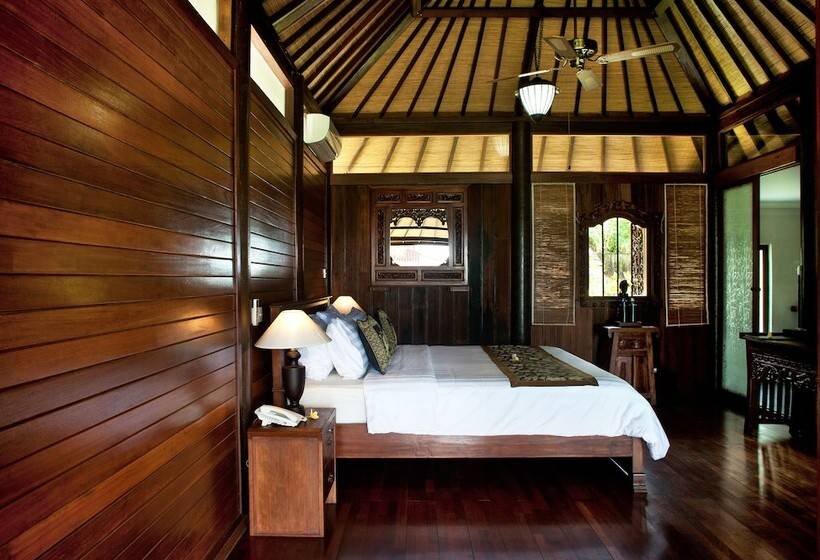 Resort Sea Breeze Candidasa