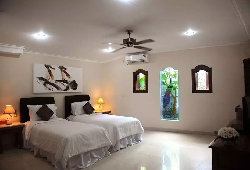 リゾートホテル Sea Breeze Candidasa