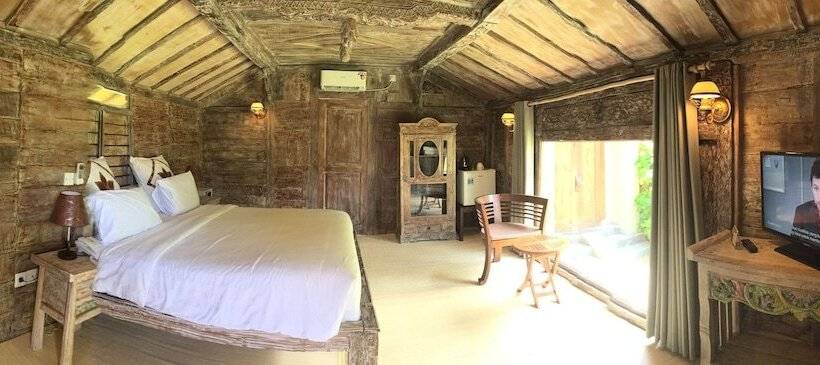 Resort Sea Breeze Candidasa